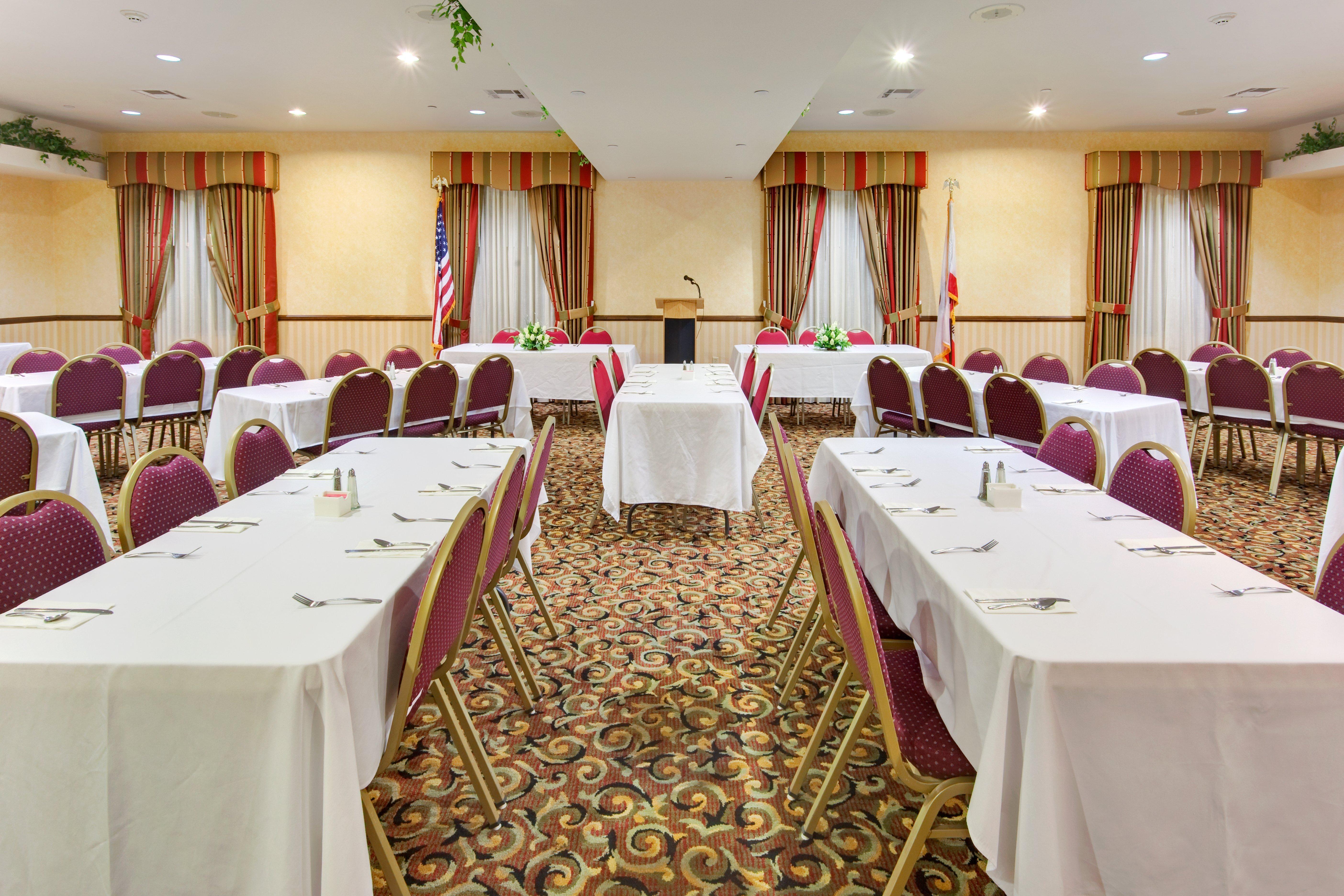 Holiday Inn Express & Suites Beaumont - Oak Valley By Ihg Extérieur photo